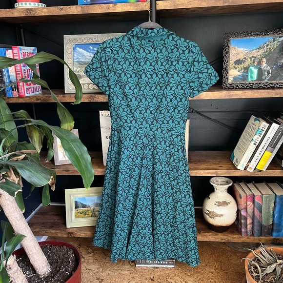 Ann Taylor Eyelet Dress - with Pockets! - Picture 4 of 4